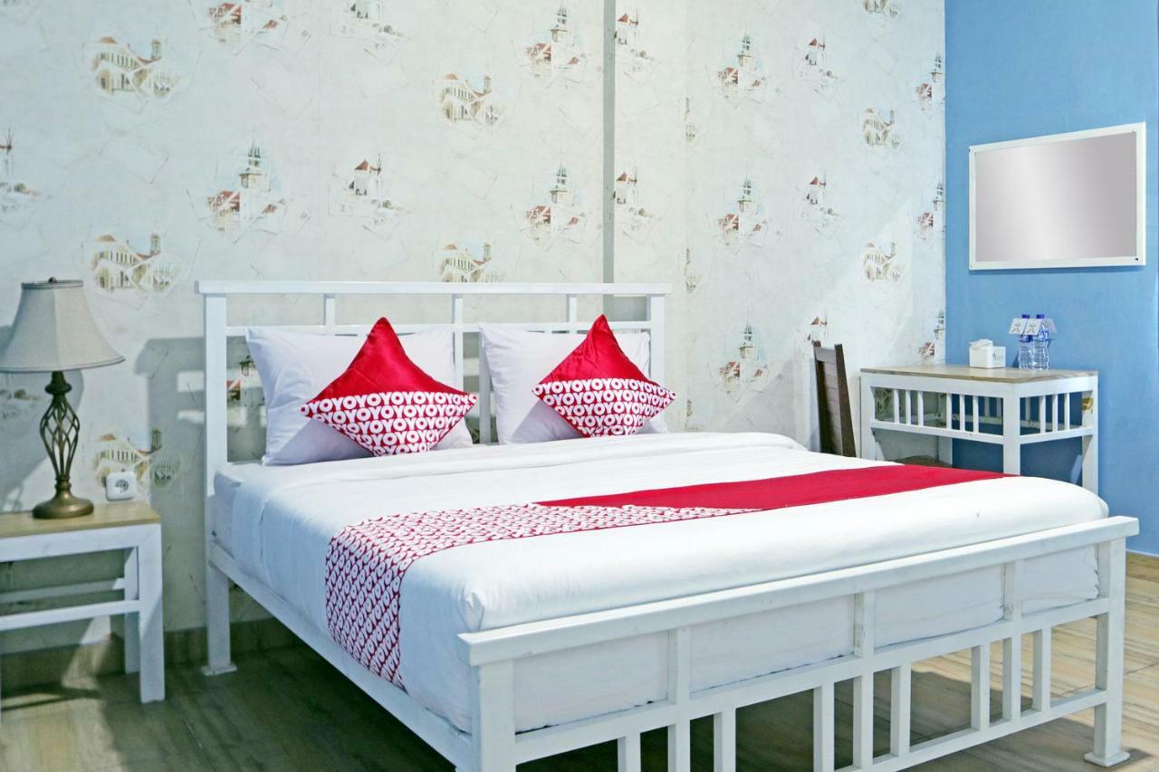 Oyo 1386 Hotel Grand Gabelo บูกิตติงกี ภายนอก รูปภาพ